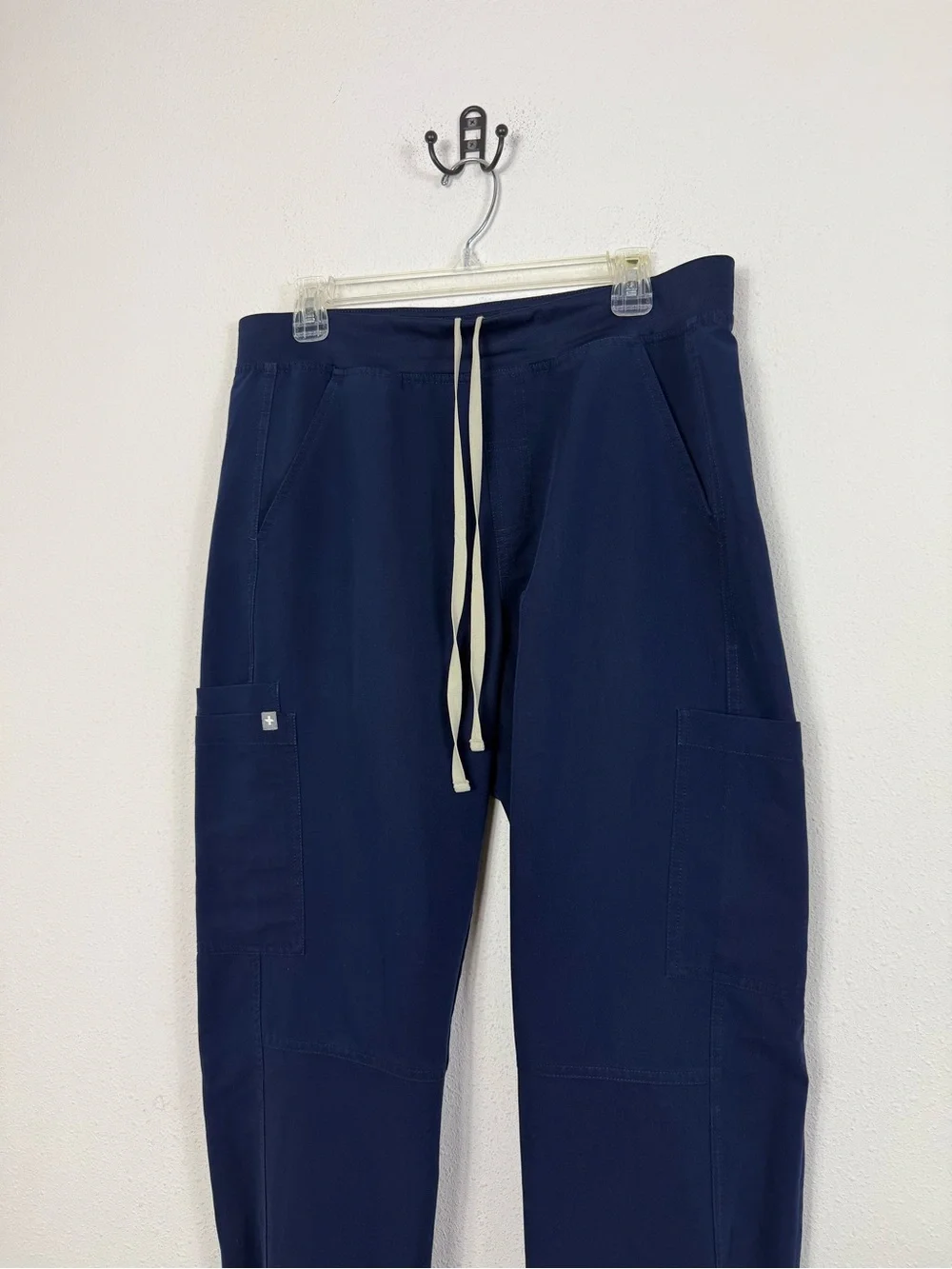 Figs Men’s Axim Cargo Scrub Pants Navy Large Tall